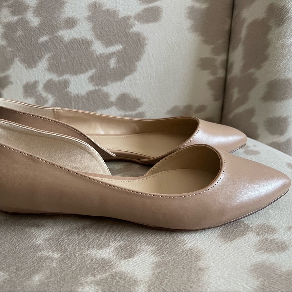 Nine West women’s contemporary flats